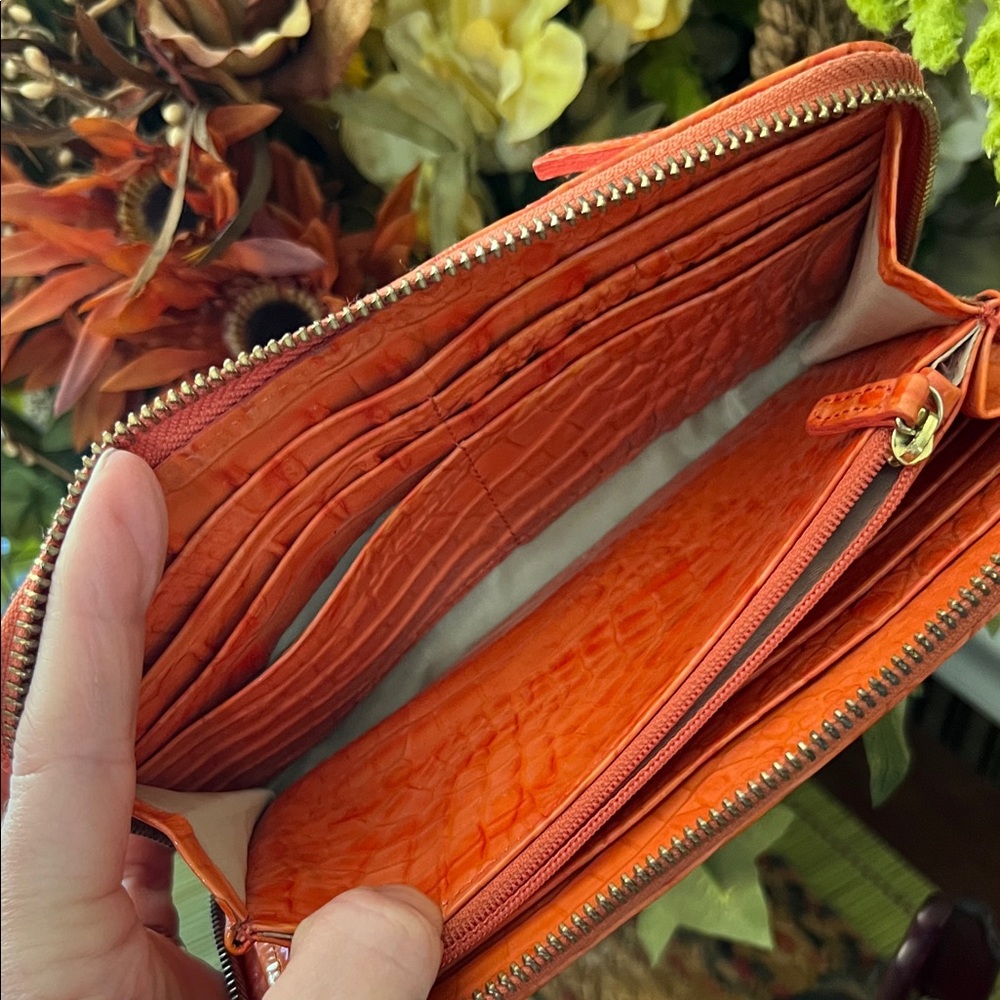 Brahmin Orange/Coral Croc-Embossed Zip Around Wallet -Leather. USED but GUC - Picture 6 of 15